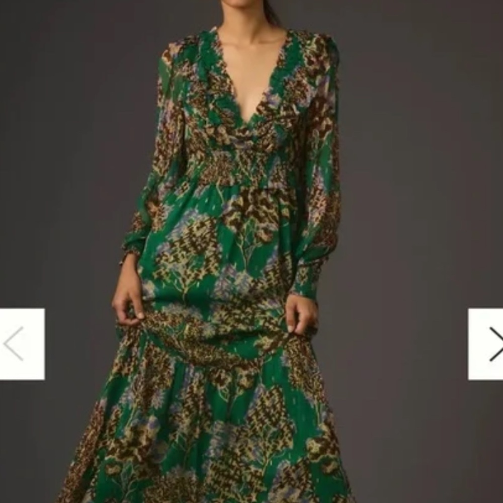 Anthropologie Odetta Vneck maxi dress. Green floral. Size XS. Defect described.